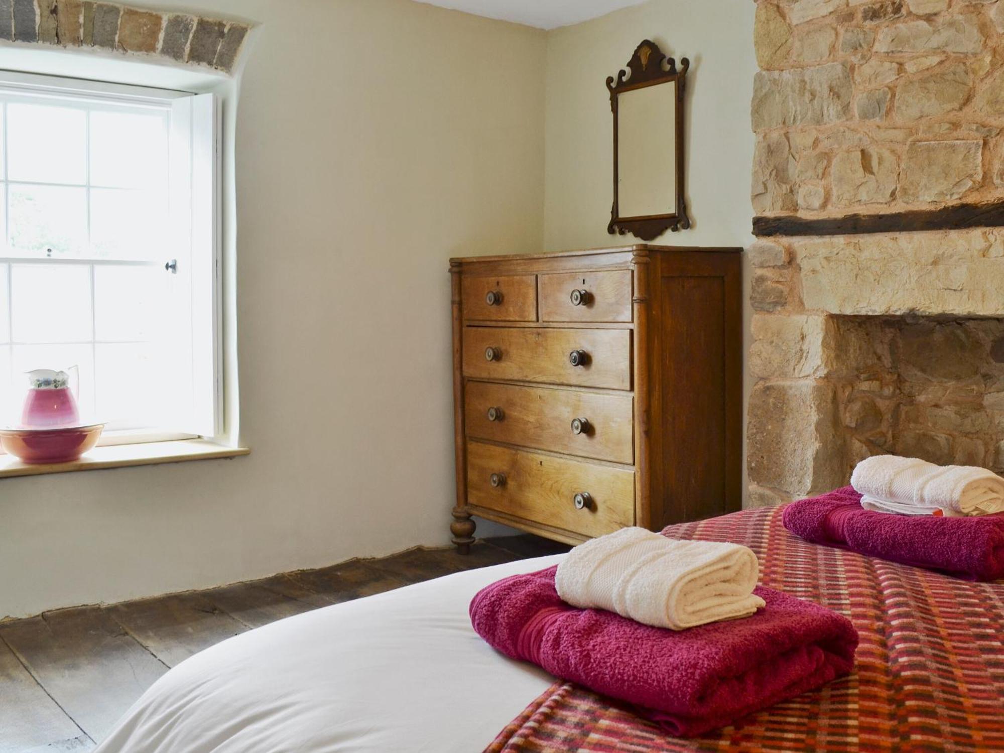 The Mill Farmhouse Llandybie Extérieur photo